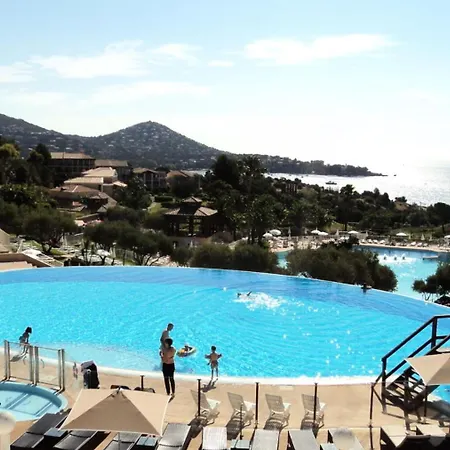 Le Hameau De Cap Esterel - Maeva - 5 Personnes - Confort Mae-2359 Apartment